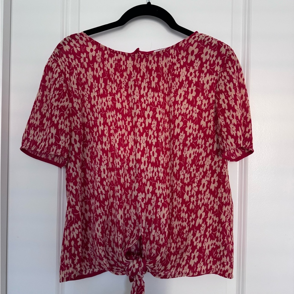 Madewell crinkled button-back tie tee in full bloom